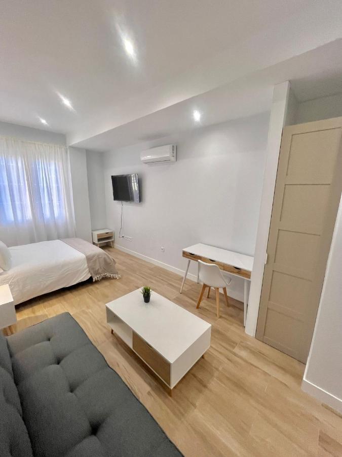 Lofts Ifema Apartment มาดริด ภายนอก รูปภาพ